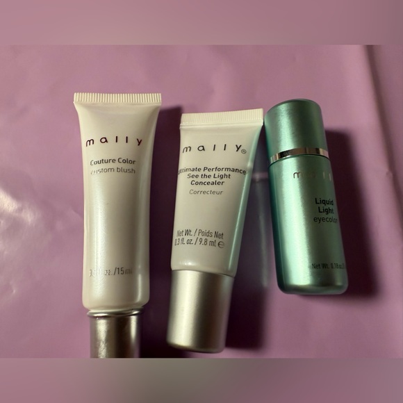 Mally beauty cosmetics trio concealer blush eyeshadow set - Picture 2 of 3